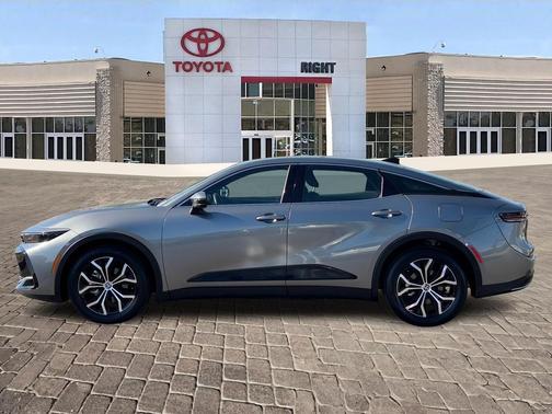 2025 Toyota Crown XLE