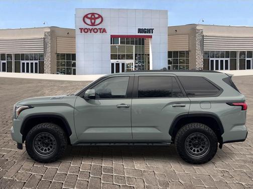 2024 Toyota Sequoia SR5