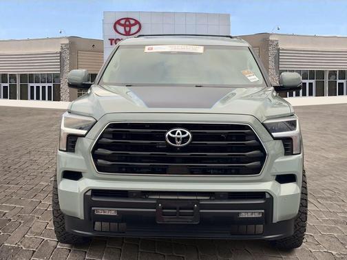2024 Toyota Sequoia SR5