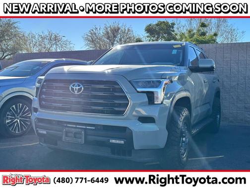 2024 Toyota Sequoia SR5