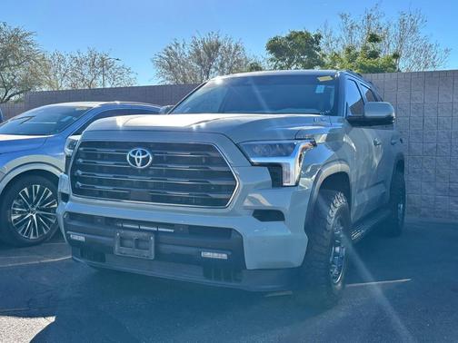 2024 Toyota Sequoia SR5