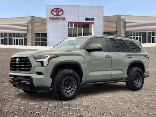 2024 Toyota Sequoia SR5