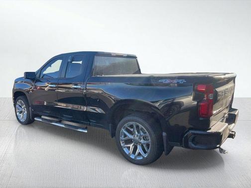 Black 2019 Chevrolet Silverado 1500 Custom