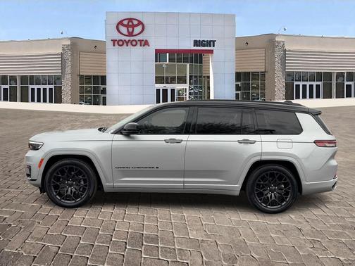 2023 Jeep Grand Cherokee L Summit Reserve