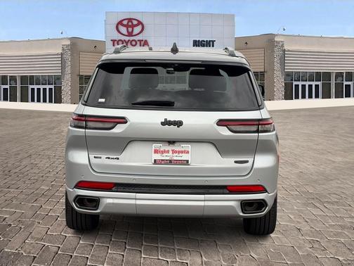 2023 Jeep Grand Cherokee L Summit Reserve