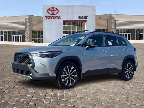 2025 Toyota Corolla Cross XLE