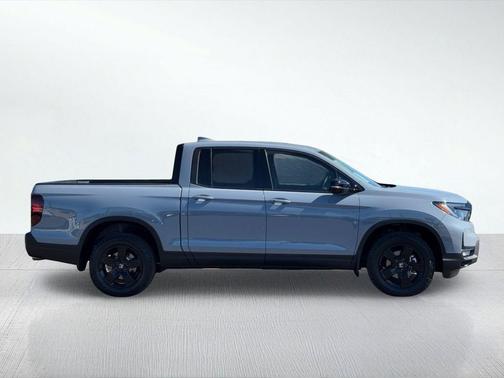 Sonic Gray Pearl 2025 Honda Ridgeline Black