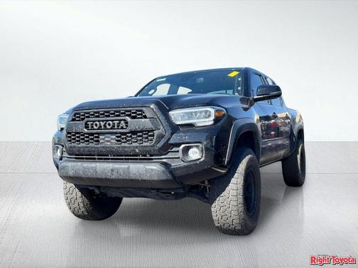 Midnight Black Metallic 2020 Toyota Tacoma TRD Off Road