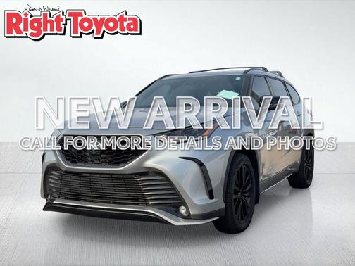 Celestial Silver Metallic 2023 Toyota Highlander XSE