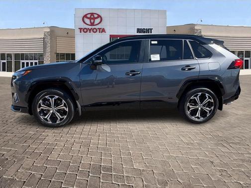 2025 Toyota RAV4 Hybrid SE
