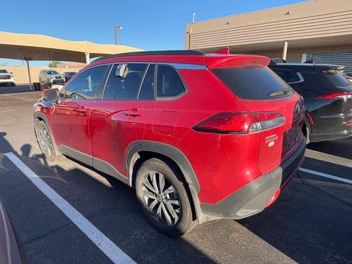 2024 Toyota Corolla Cross XLE