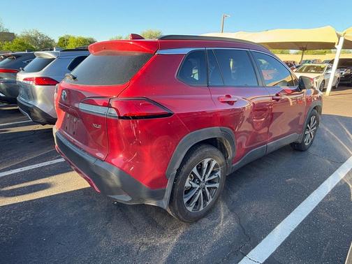 2024 Toyota Corolla Cross XLE