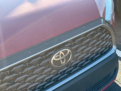 2024 Toyota Corolla Cross XLE