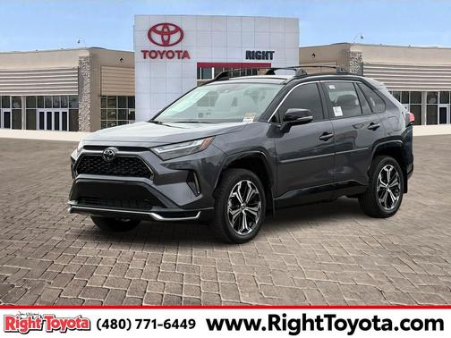 2025 Toyota RAV4 Hybrid SE