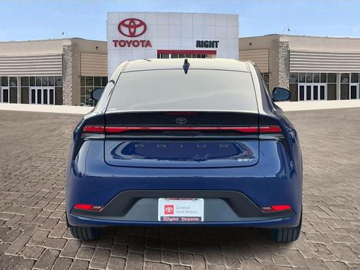 2025 Toyota Prius LE