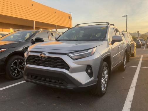 2024 Toyota RAV4 XLE Premium