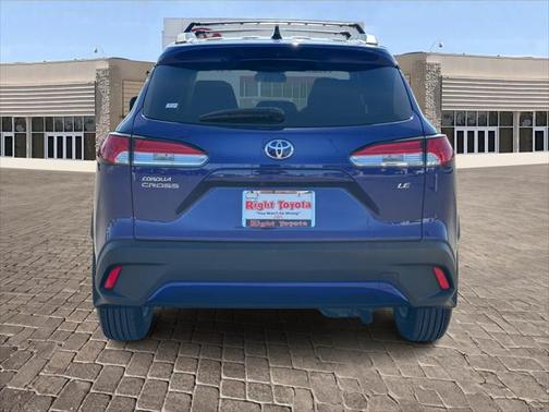 2025 Toyota Corolla Cross LE