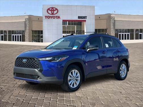 2025 Toyota Corolla Cross LE