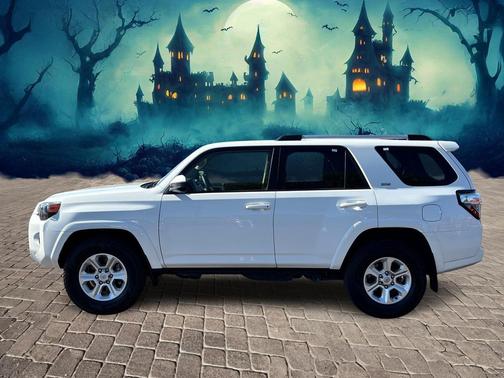 2023 Toyota 4Runner SR5