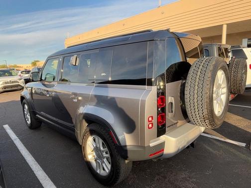 2023 Land Rover Defender 110 S