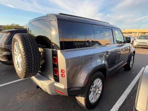 2023 Land Rover Defender 110 S