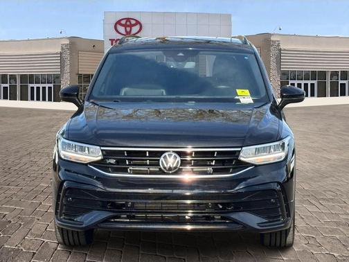 2023 Volkswagen Tiguan 2.0T SE R-Line Black
