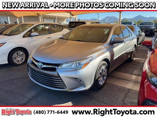 2017 Toyota Camry Hybrid LE