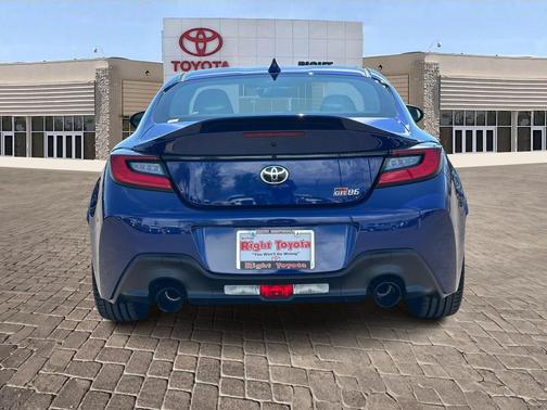 2025 Toyota GR86 Premium