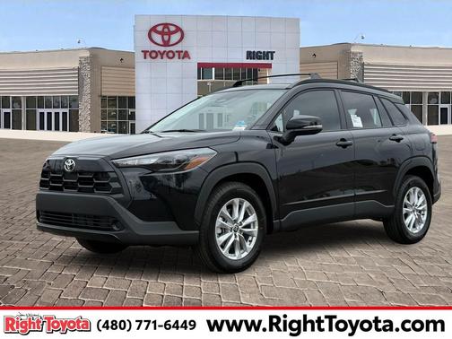 2026 Toyota Corolla Cross LE