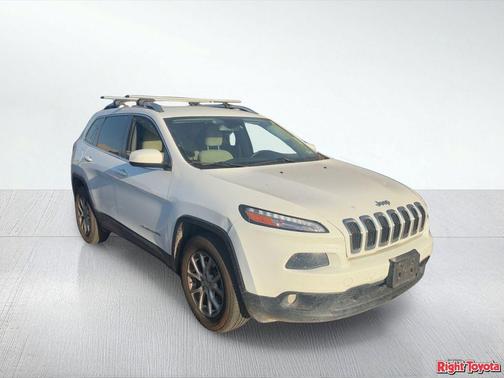 Bright White Clearcoat 2016 Jeep Cherokee Latitude