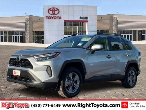 2024 Toyota RAV4 XLE