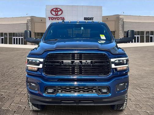 2022 RAM 3500 Laramie Crew Cab 4x4 6'4' Box