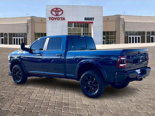 2022 RAM 3500 Laramie Crew Cab 4x4 6'4' Box