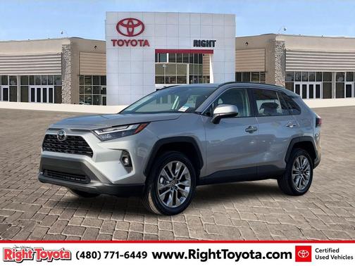 2025 Toyota RAV4 XLE Premium