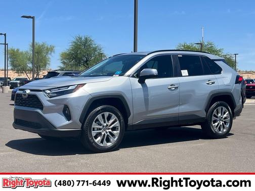 2025 Toyota RAV4 XLE Premium