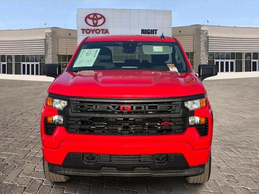 2025 Chevrolet Silverado 1500 Custom