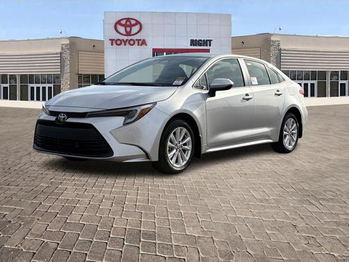 2026 Toyota Corolla Hybrid LE