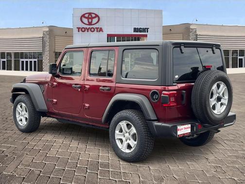 2022 Jeep Wrangler Unlimited Sport