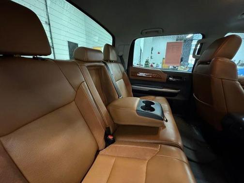 2021 Toyota Tundra Platinum