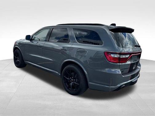 Destroyer Gray Clearcoat 2026 Dodge Durango GT HEMI V8