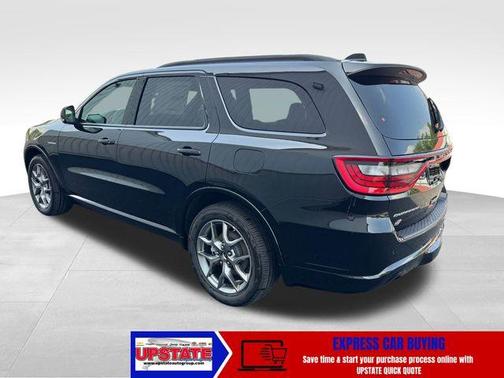 DB Black Crystal Clearcoat 2026 Dodge Durango GT HEMI V8