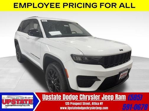 2025 Jeep Grand Cherokee Laredo