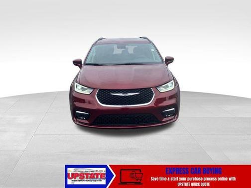 2022 Chrysler Pacifica Touring-L