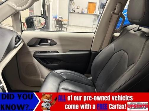 2020 Chrysler Pacifica Touring-L