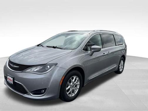2020 Chrysler Pacifica Touring-L