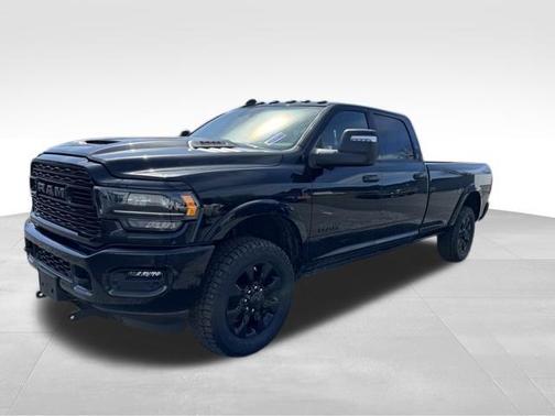 Diamond Black 2024 RAM 3500 Limited