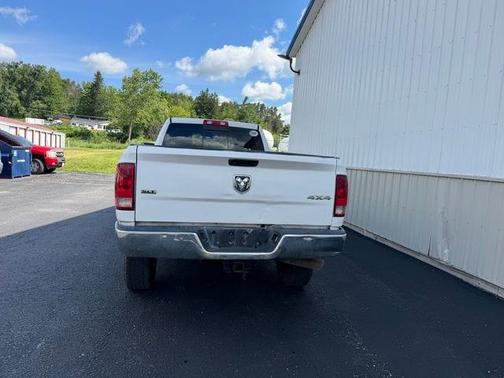 White 2014 RAM 2500 SLT