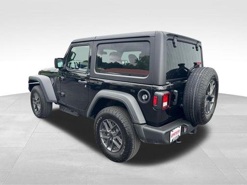 Black Clearcoat 2026 Jeep Wrangler Sport