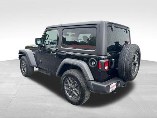 Black Clearcoat 2026 Jeep Wrangler Sport