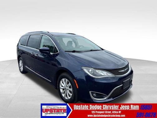 Jazz Blue Pearlcoat 2019 Chrysler Pacifica Touring-L